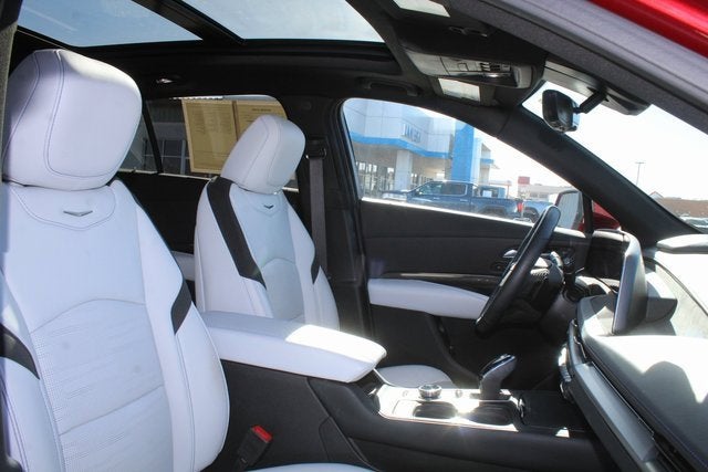 2025 Cadillac XT4 Sport