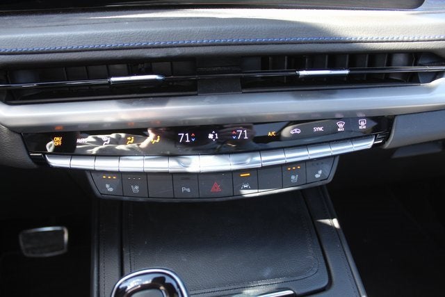 2025 Cadillac XT4 Sport