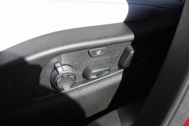 2025 Cadillac XT4 Sport