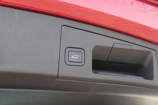 2025 Cadillac XT4 Sport