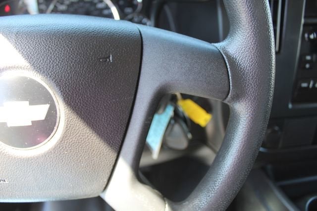 2017 Chevrolet Express Cutaway 3500 3500 VAN 139"