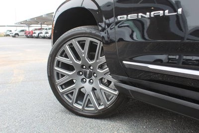 2025 GMC Yukon Denali Ultimate