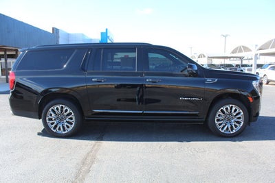 2023 GMC Yukon XL Denali Ultimate