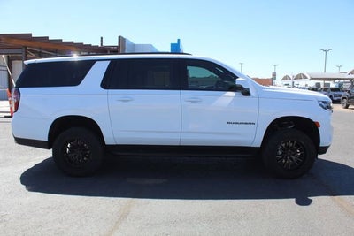 2024 Chevrolet Suburban RST