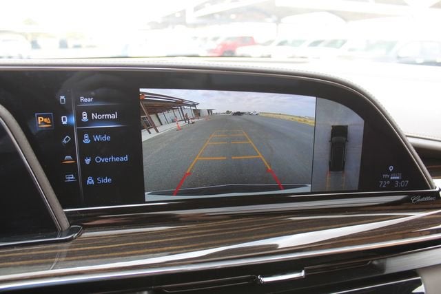 2022 Cadillac Escalade Premium Luxury