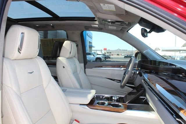 2025 Cadillac Escalade Sport Platinum