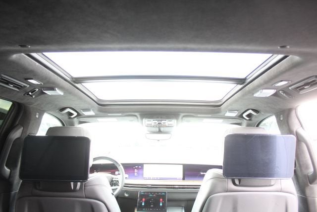 2025 Cadillac Escalade ESV Sport Platinum