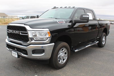 2024 RAM 2500 Tradesman Crew Cab 4x4 6'4" Box
