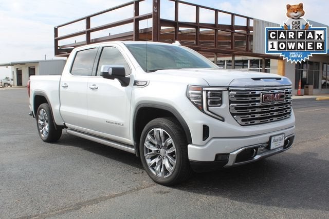 2025 GMC Sierra 4WD Crew Cab Short Box Denali's photo