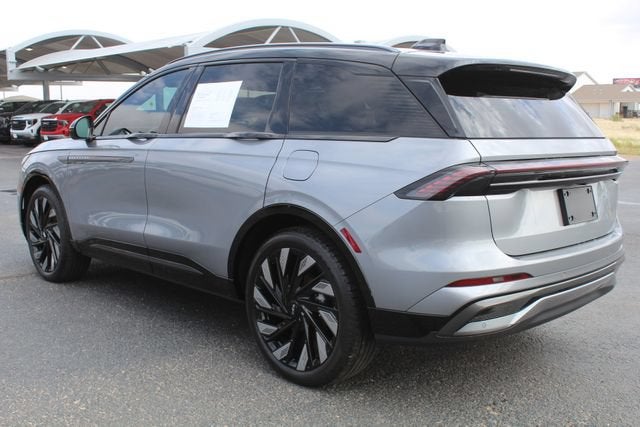 2025 Lincoln Nautilus Reserve