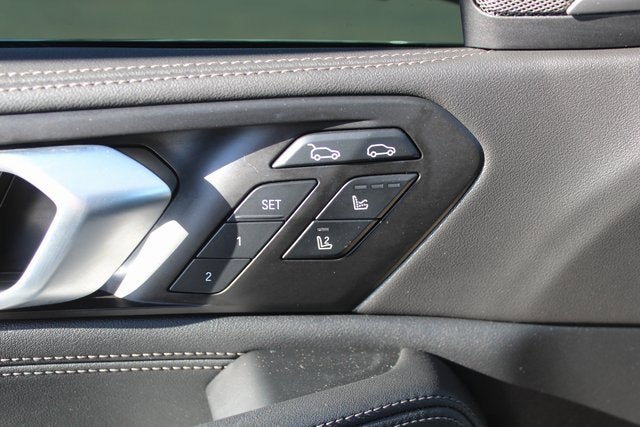 2024 BMW X6 xDrive40i