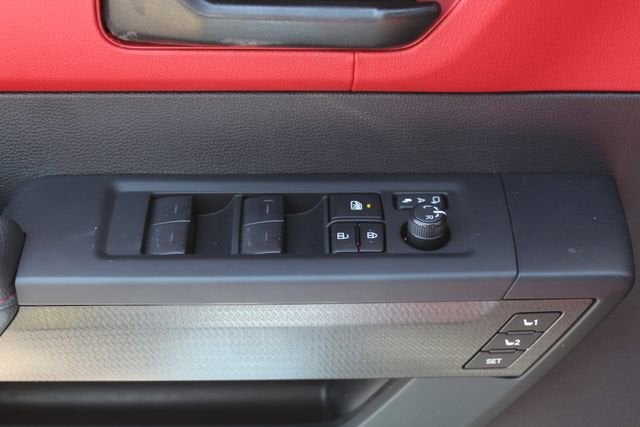 2025 Toyota Sequoia SR5