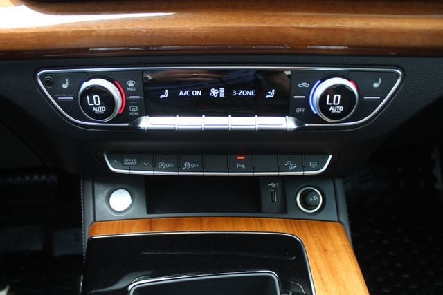 2023 Audi Q5 Premium Plus 45 TFSI S line quattro
